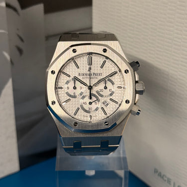Pre-owned certified Audemars Piguet Royal Oak Chronograph reference 26320ST.OO.1220ST.02 in Geneva - Certified pre-owned - Minty Watches