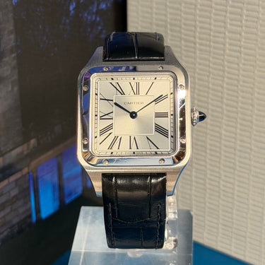 Pre-owned certified Cartier Santos Dumont reference WSSA0022 from 2024 in very good condition in Geneva - Certified pre-owned - Minty Watches