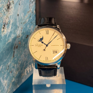 Pre-owned certified Glashütte Original Senator Excellence reference 1-36-04-01-02-30 from 2023 in Geneva - Certified pre-owned - Minty Watches