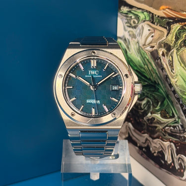 Pre-owned certified IWC Ingenieur Automatic 40 Aqua reference IW328903 from 2024 in Geneva - Certified pre-owned - Minty Watches