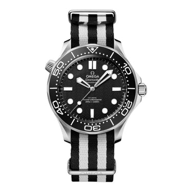 Pre-owned Omega Seamaster Diver 300M 42mm Black Dial Automatic reference 210.32.42.20.01.005 in Geneva - Certified pre-owned - Minty Watches