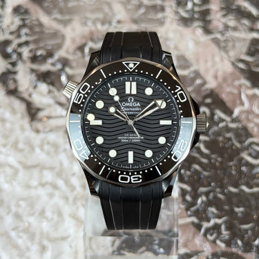 certified pre-owned Omega Seamaster Diver 300M reference 210.92.44.20.01.001 from 2024 in Geneva - Certified pre-owned - Minty Watches