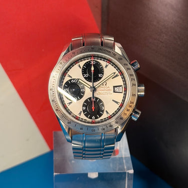 Pre-owned Omega Speedmaster Date reference 3211.31 in Geneva - Certified pre-owned - Minty Watches