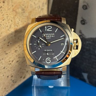 Panerai Luminor 1950 8 Days GMT PAM00289 d'occasion à Genève - Certified pre-owned- Minty Watches