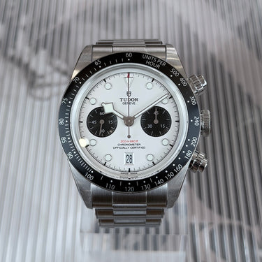 certified pre-owned Tudor Black Bay Chronograph "Panda" reference M79360N-0002 from 2022 in Geneva - Certified pre-owned - Minty Watches