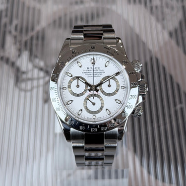 certified pre-owned Rolex Daytona White dial reference 116520 from 2006 in Geneva - Certified pre-owned - Minty Watches