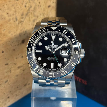 Rolex GMT-Master II "Bruce Wayne" Jubilee 126710GRNR 2024 d'occasion à Genève - Certified pre-owned- Minty Watches