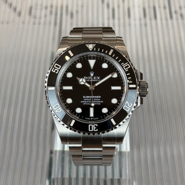 Pre-owned certified Rolex Submariner No-Date 41mm reference 124060 from 2024 in Geneva - Certified pre-owned - Minty Watches