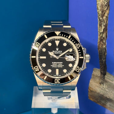 Pre-owned certified Rolex Submariner Date reference 126610LN from 2023 in Geneva - Certified pre-owned - Minty Watches