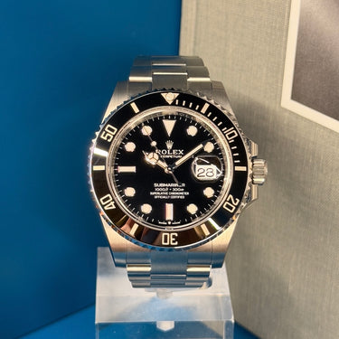 Pre-owned certified Rolex Submariner Date reference 126610LN from 2024 in Geneva - Certified pre-owned - Minty Watches