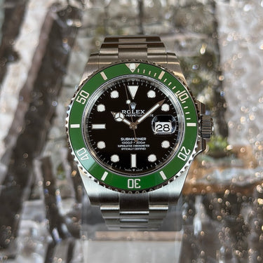 certified pre-owned Rolex Submariner "Starbucks MKII" reference 126610LV from 2026 in Geneva - Certified pre-owned - Minty Watches