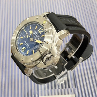 Luminor Submersible