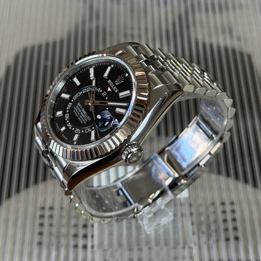 Sky-Dweller