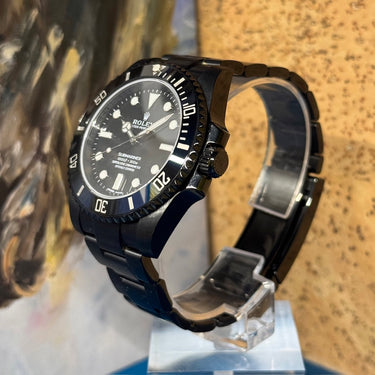 Submariner No-Date Black-Out