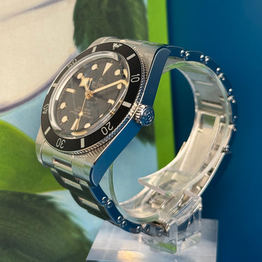 Black Bay 54