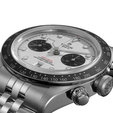 Black Bay Chrono