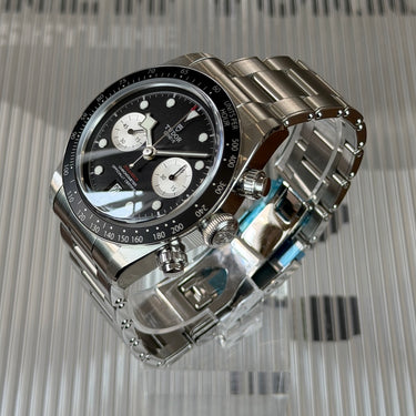 Black Bay Chrono
